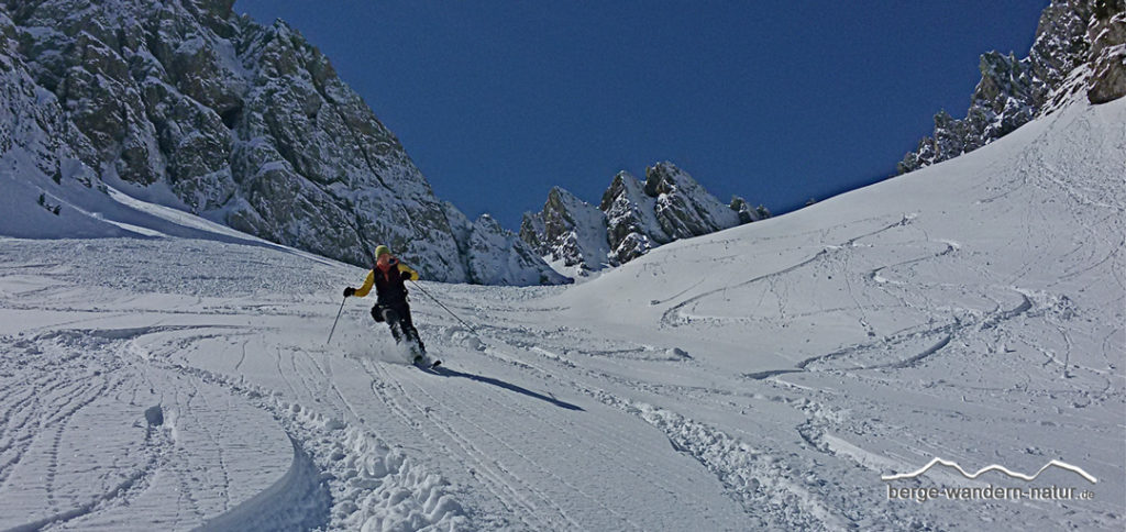 fruehjahrs-skitouren-im-karwendel