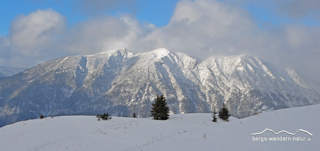 geführte Schneeschuhwanderung Blick in das Rofan