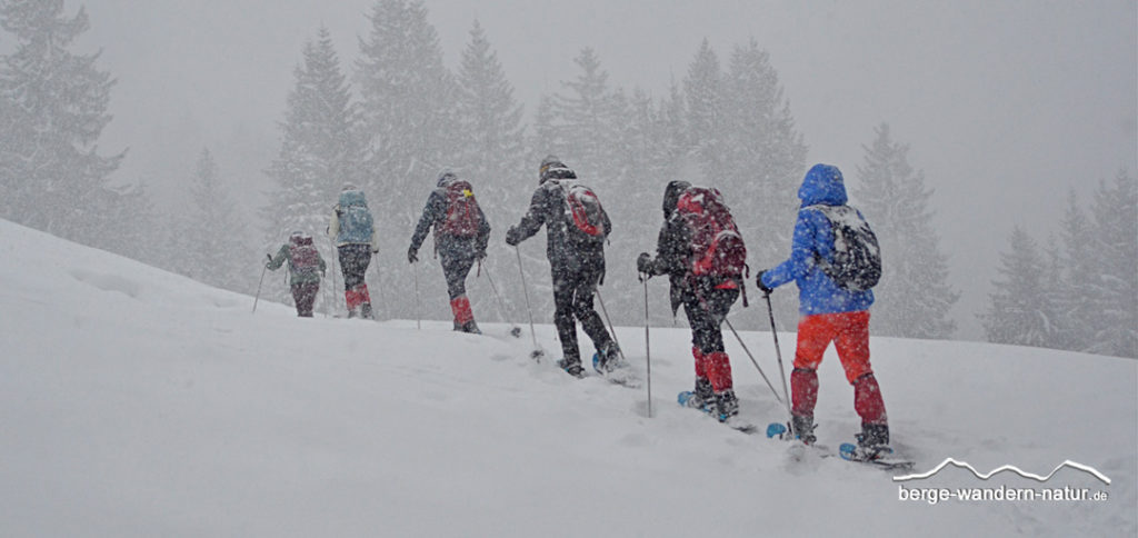 gefuehrte Schneeschuhwanderung